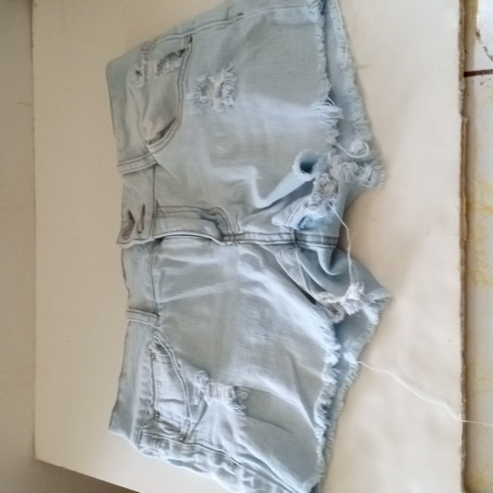 Juniors Rue 21 Denim cut off jeans shorts Size 14